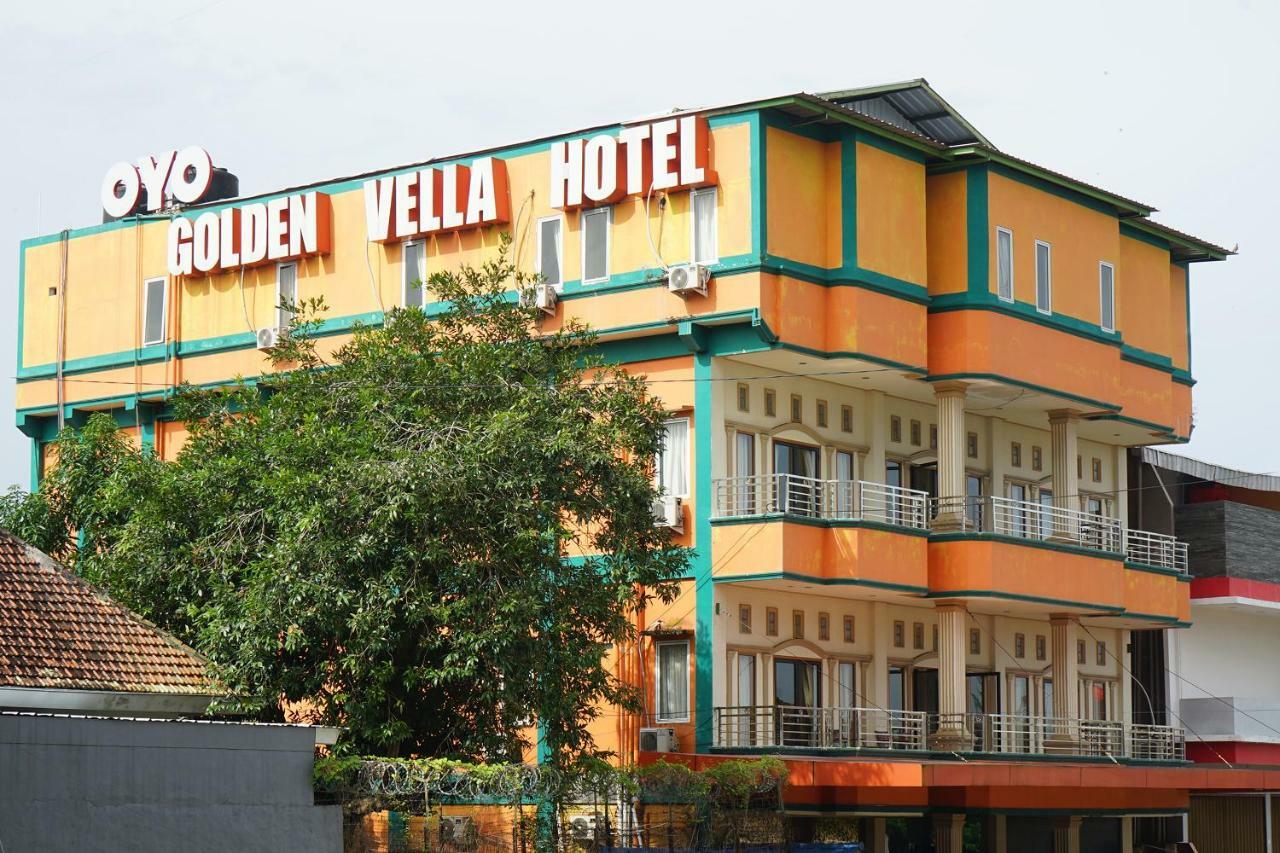 Hotel Golden Vella Pangkal Pinang Exteriör bild