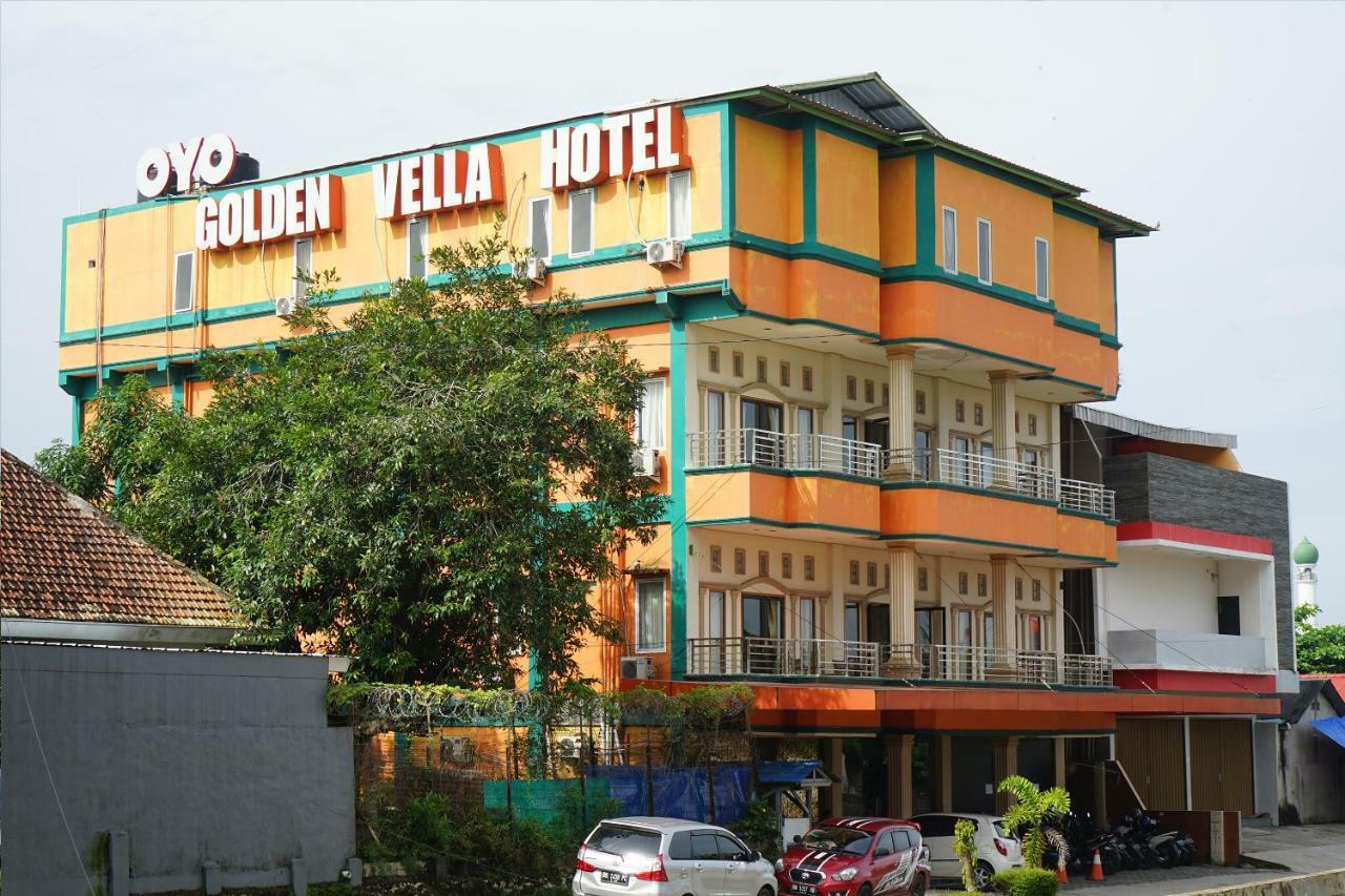 Hotel Golden Vella Pangkal Pinang Exteriör bild